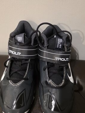 Nike KIDS Black and White Basketball Sneakers